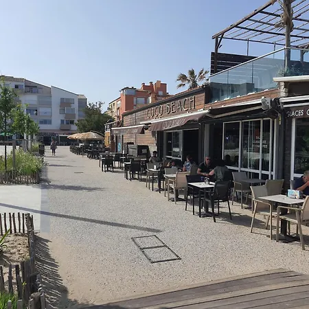 Vue A La Du Mole - Clim - Fibre Wifi